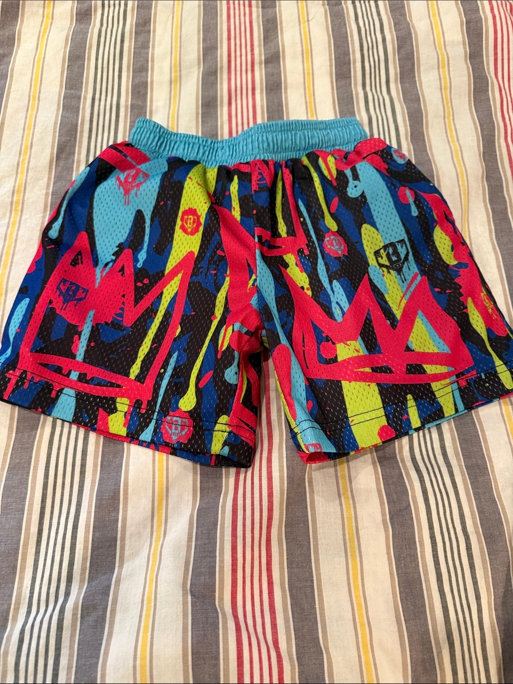 BL 101 crown shorts size youth small Athletic Shorts with Turquoise Waistband
